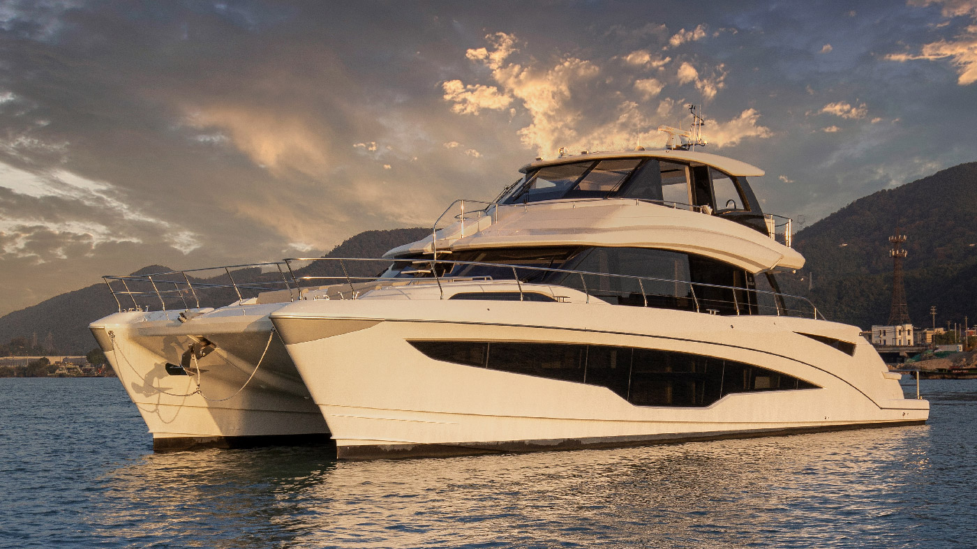aquila power catamarans