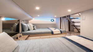 Interni Riviera 4300 Sports Express