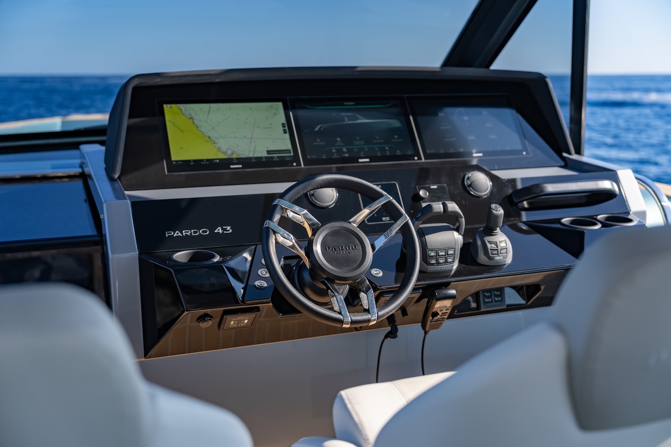 Pardo 43 Garmin