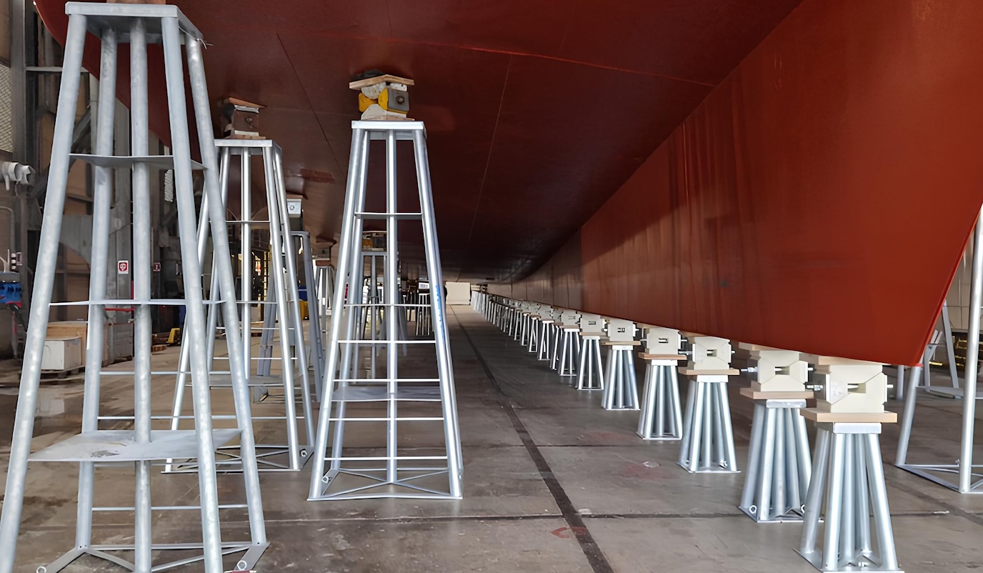 navaltecnosud boat stand