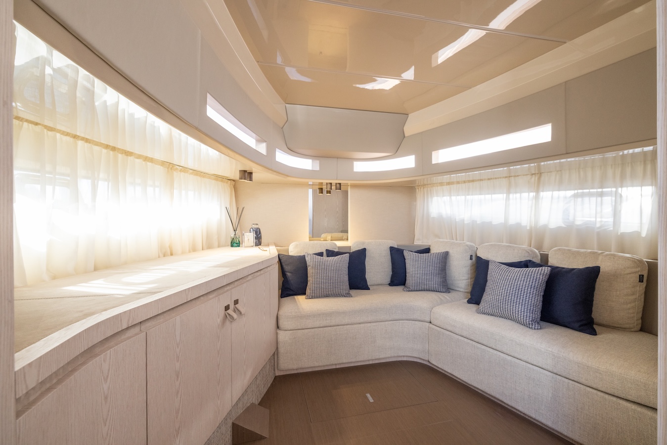 Invictus TT460 Shell Edition