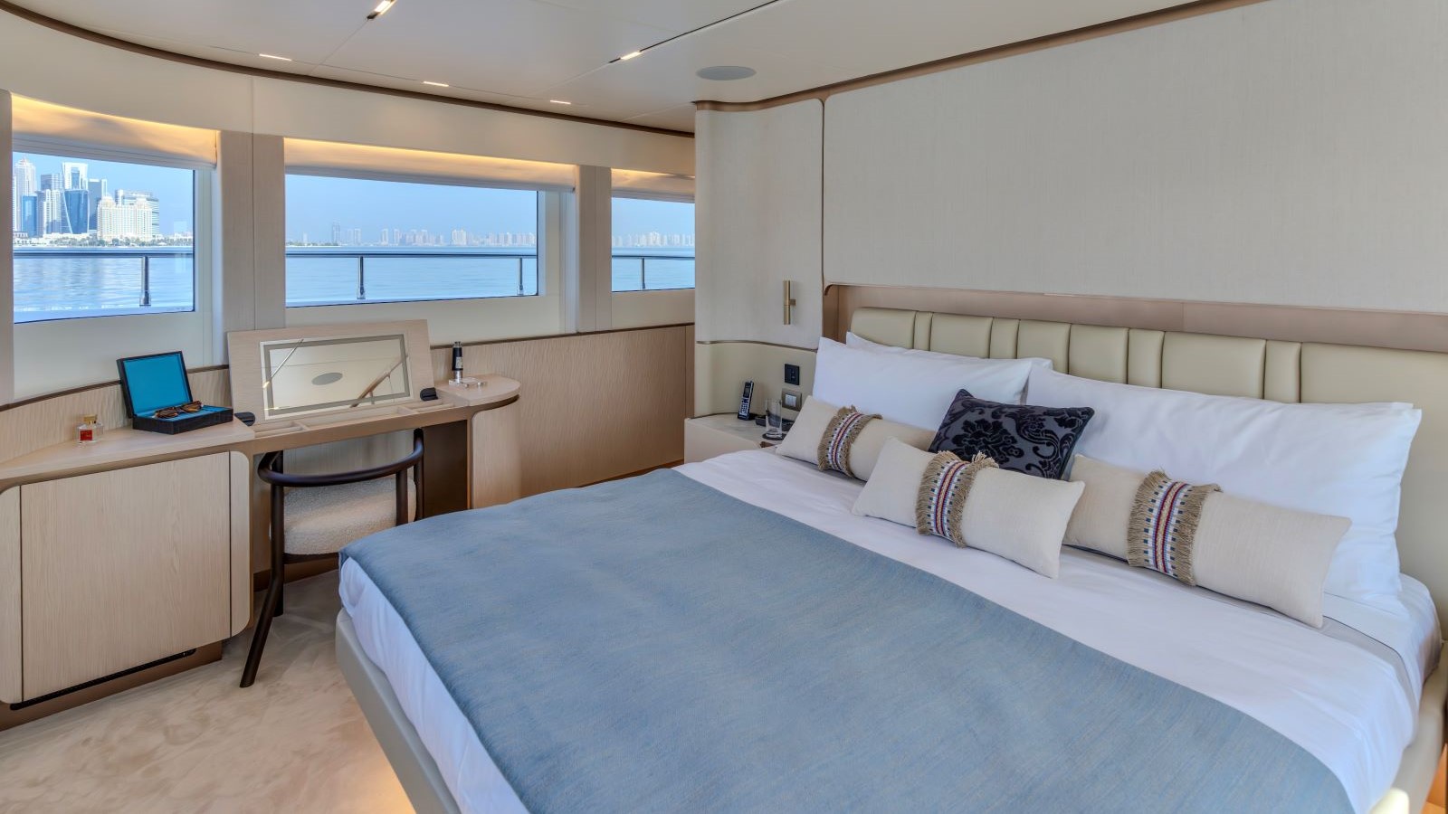 master cabin nomad 101 master cabin nomad 101