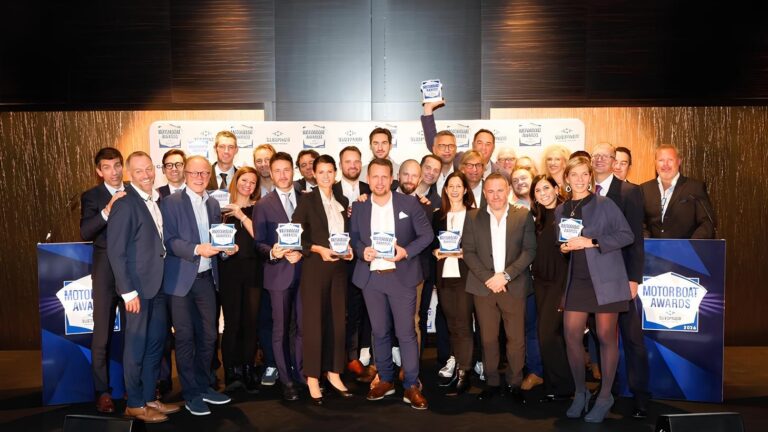 absolute yachts motor boat awards foto