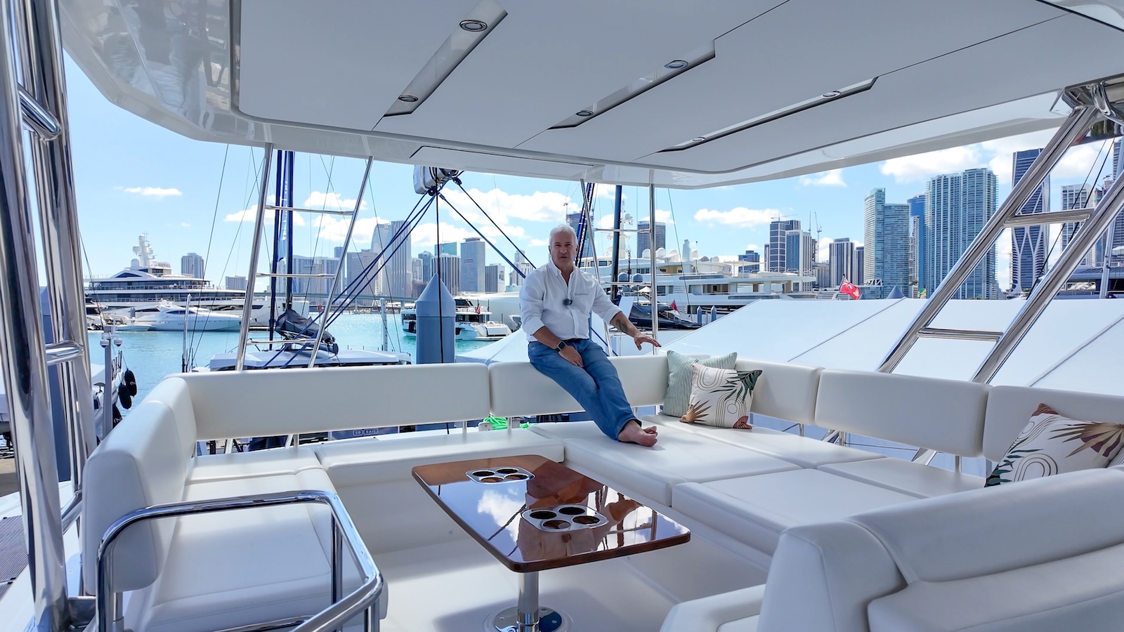 Il Flybridge di Aquila 50 Sail Il Flybridge di Aquila 50 Sail