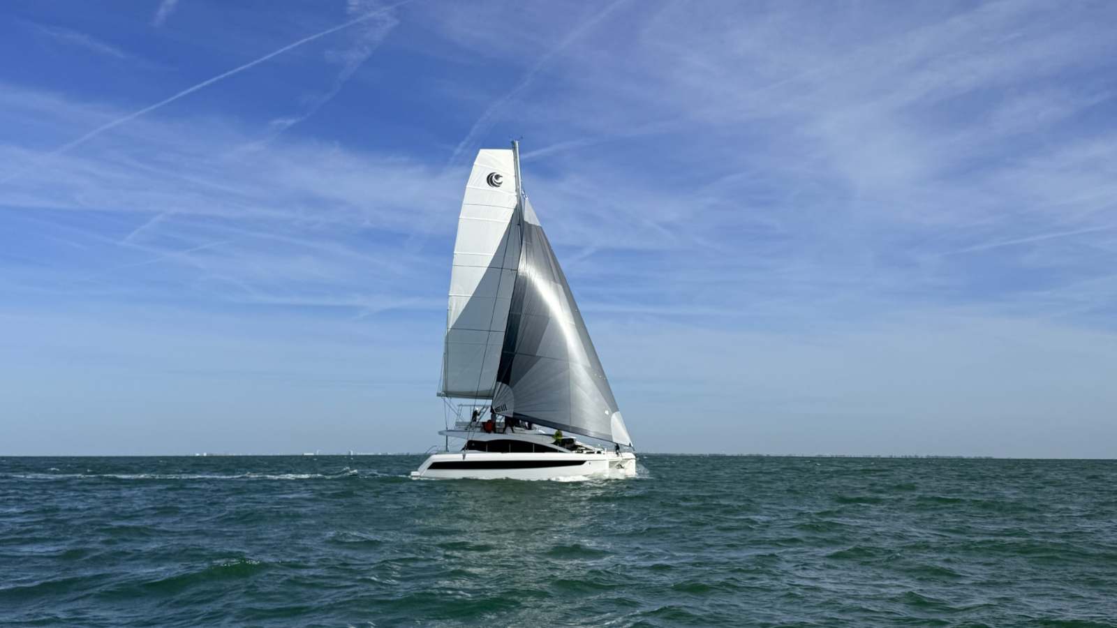 aquila 50 sail foto