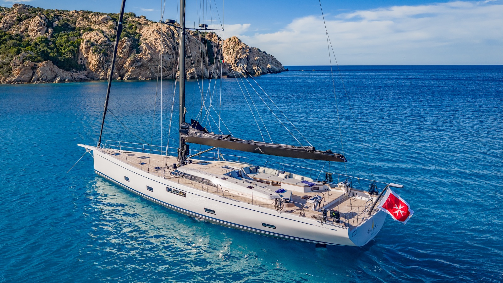 Grand Soleil Plus 80 LC all'ancora