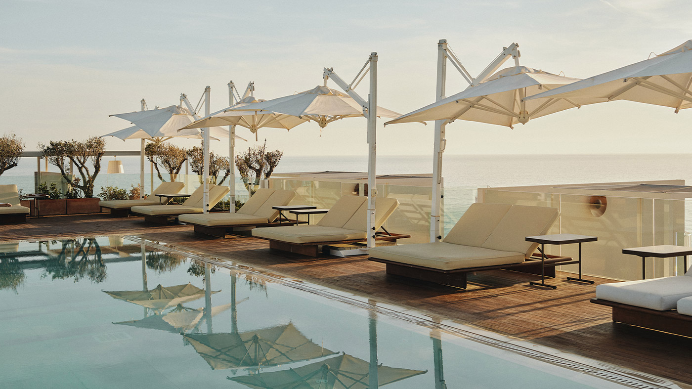 sasga yachts rooftop