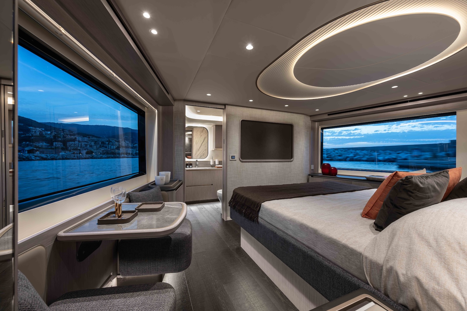 Master Cabin Master Cabin