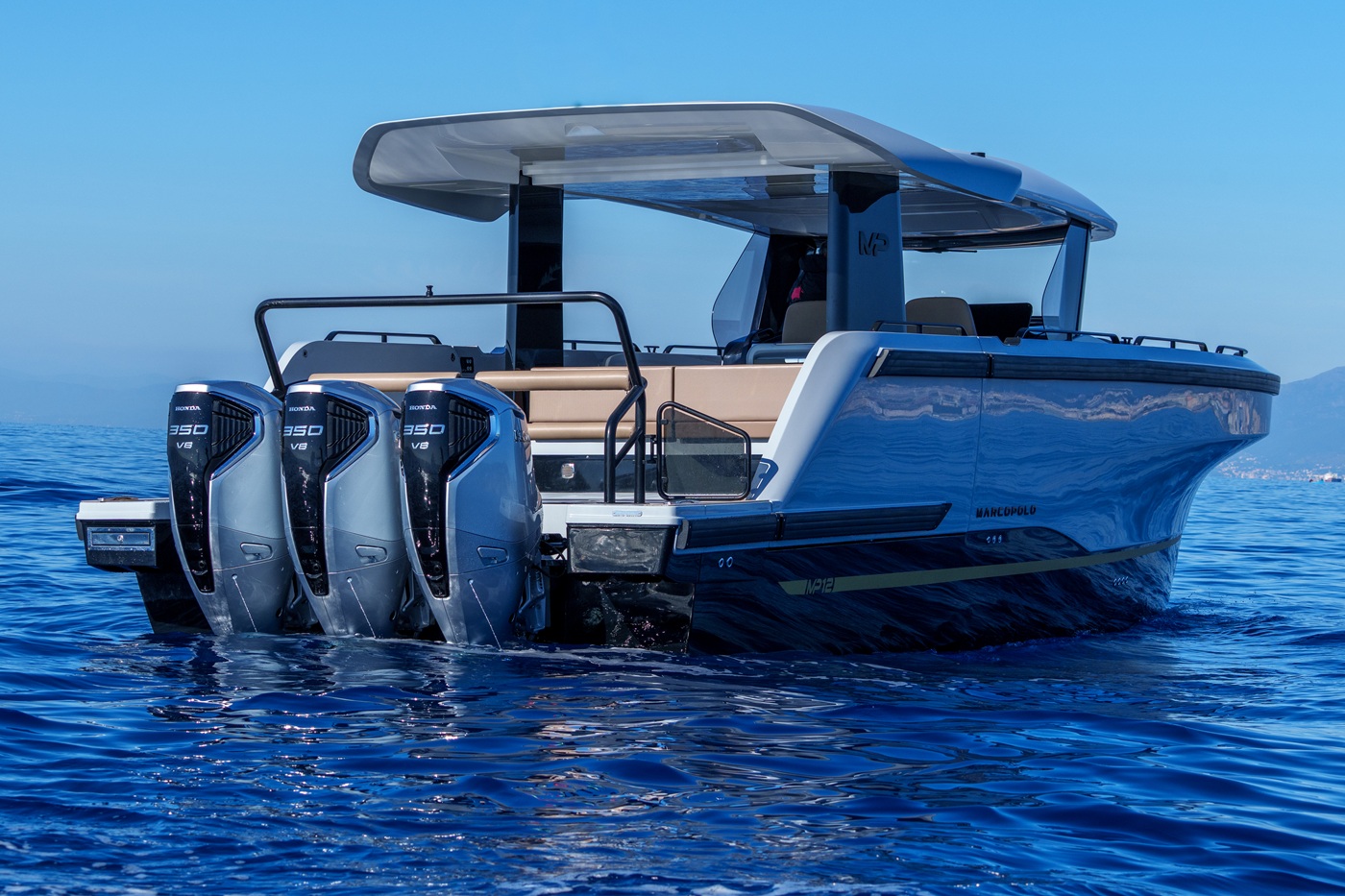 Marcopolo MP12 con tre motori Honda
