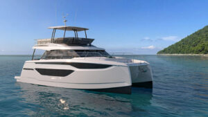 Prestige M6, la prova in mare di un catamarano a motore rivoluzionario